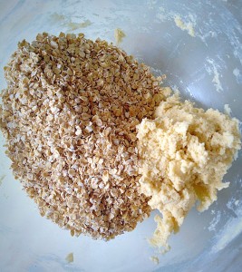 Add the oats to the remaining shortbread dough.