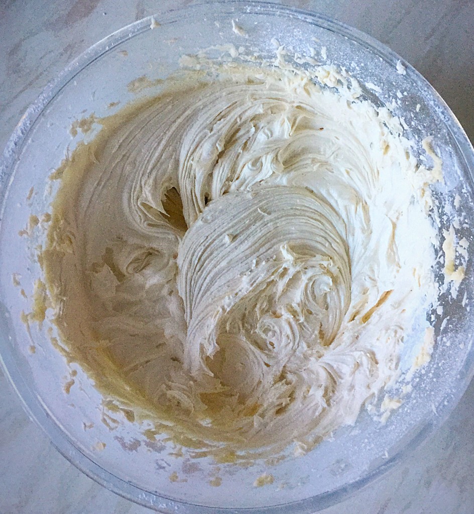 Starting on a low speed, mix all the buttercream ingredients together, gradually increasing the mixer speed. 