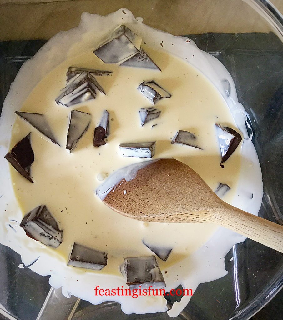 FF White Chocolate Swirl Fudge Cake 