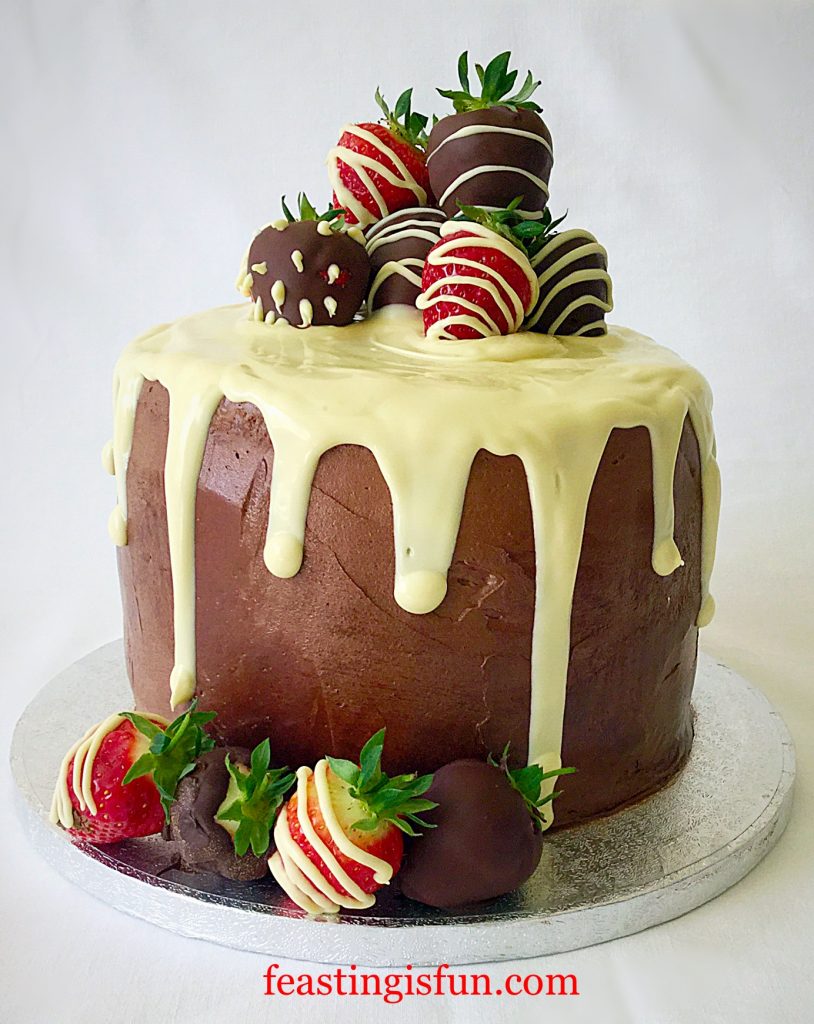 FF Strawberry Chocolate Vanilla Drip Cake 