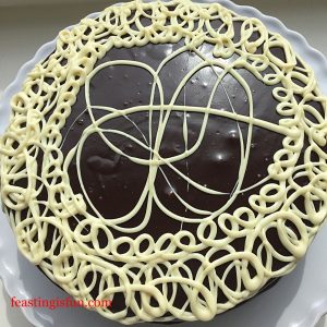 FF Dreamy Chocolate Fudge Cake