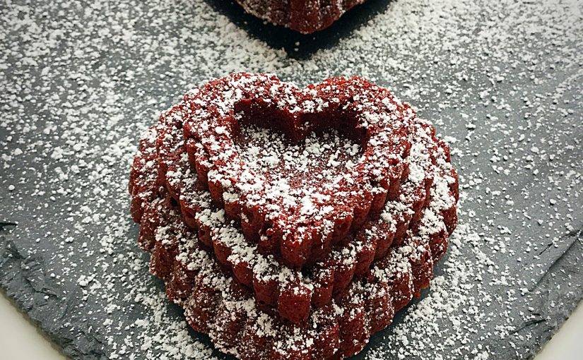 Red Velvet Mini Tiered Heart Cakes