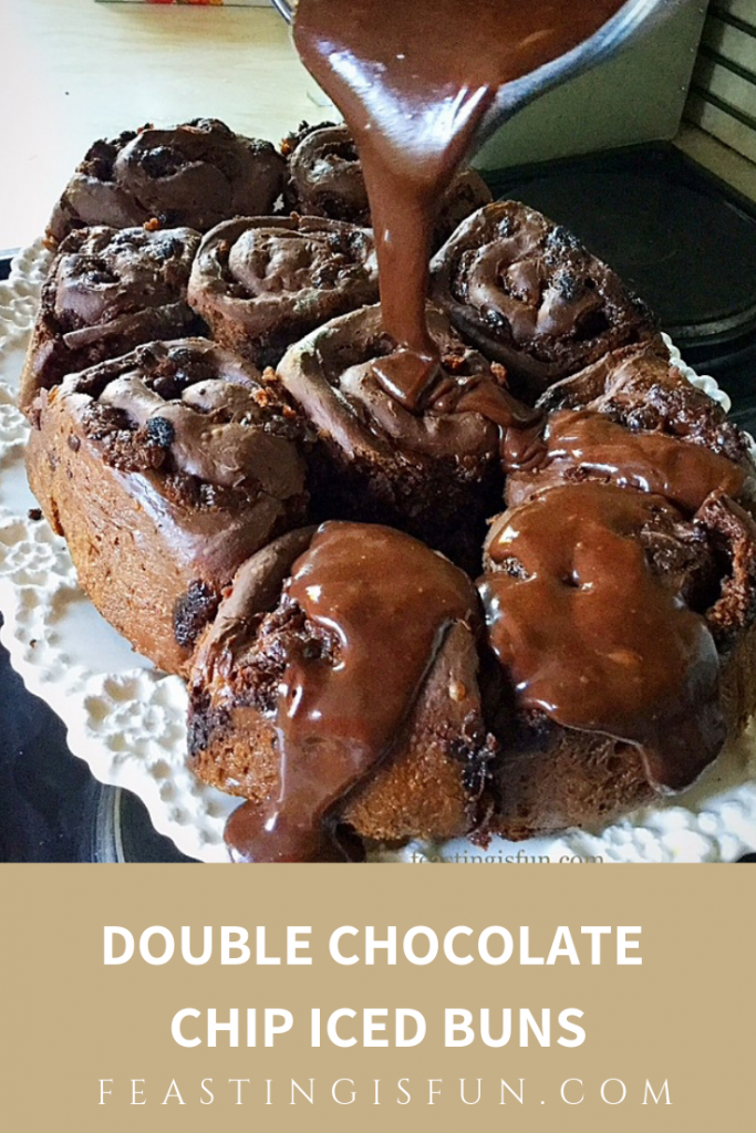 FF Double Chocolate Chip Iced Buns