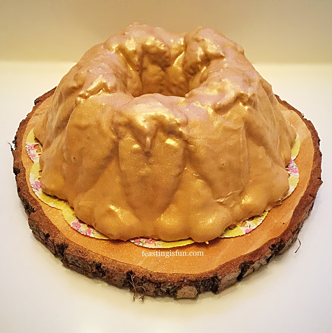 Harvest Leaves Bundt®