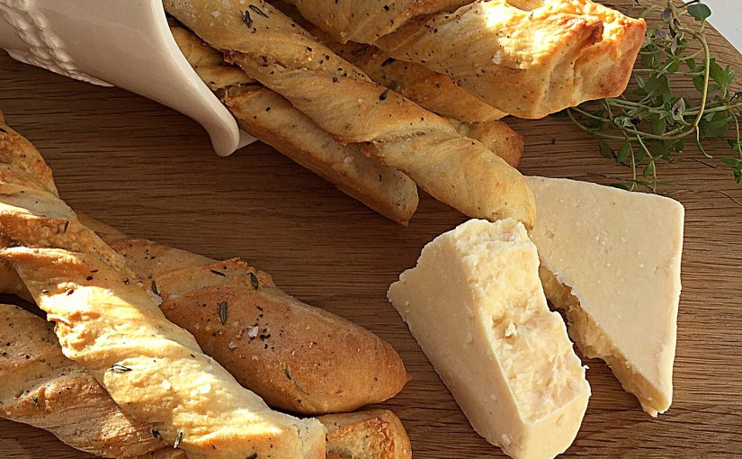 FF Cheddar Cheese Thyme Soft Breadsticks