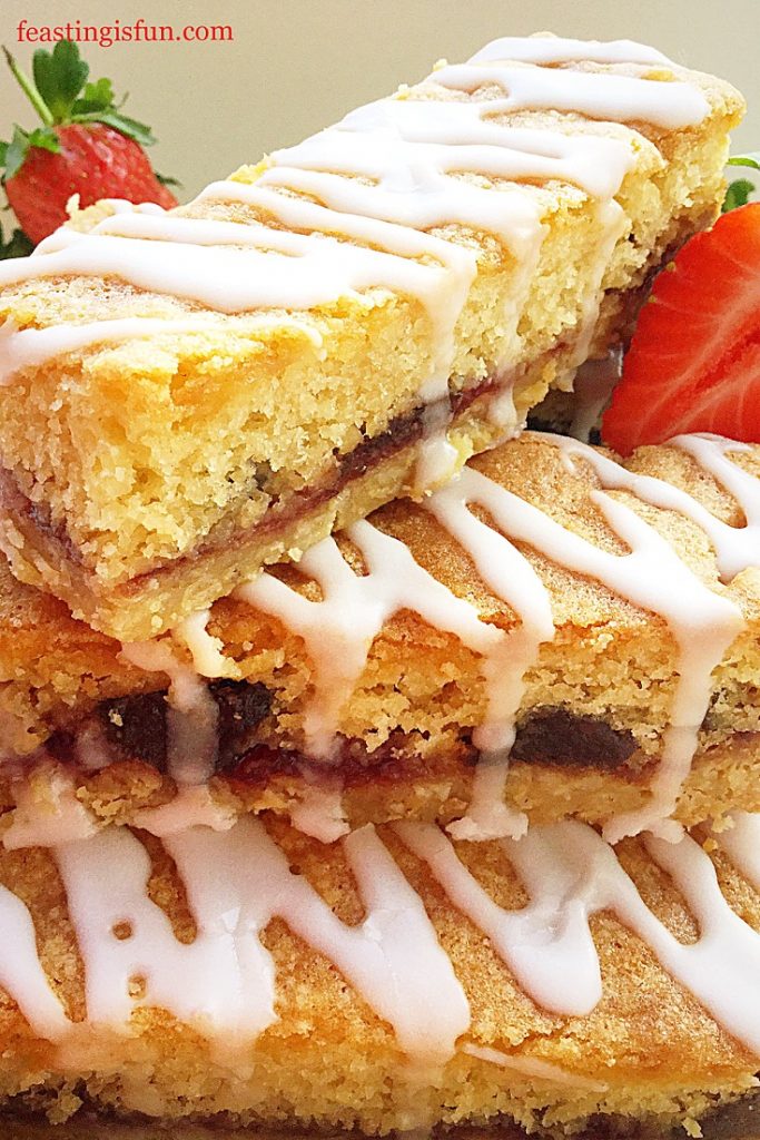 FF Double Strawberry Cake Bars 