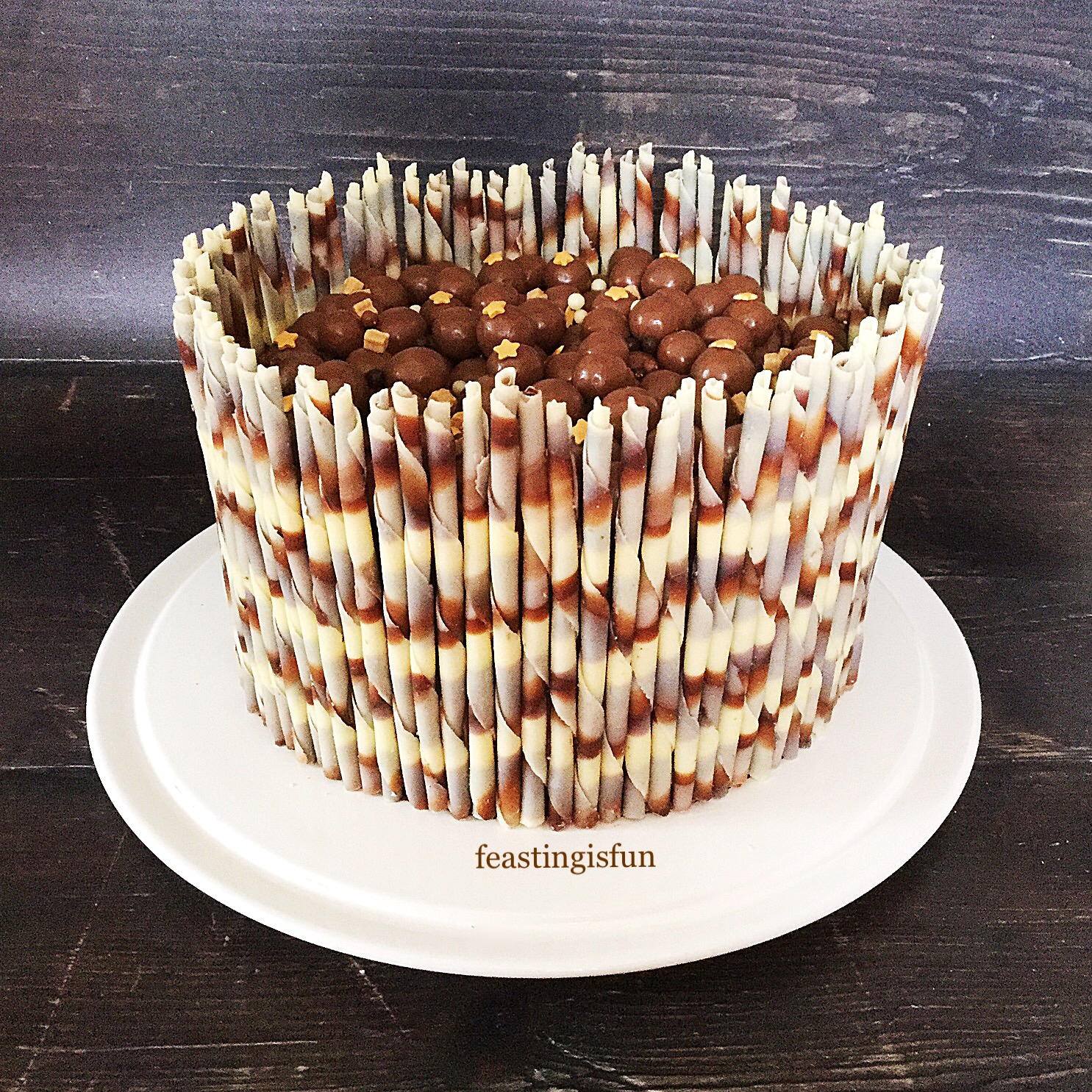 Recipe: How to make this super simple chocolate Malteser cake | SHEmazing!