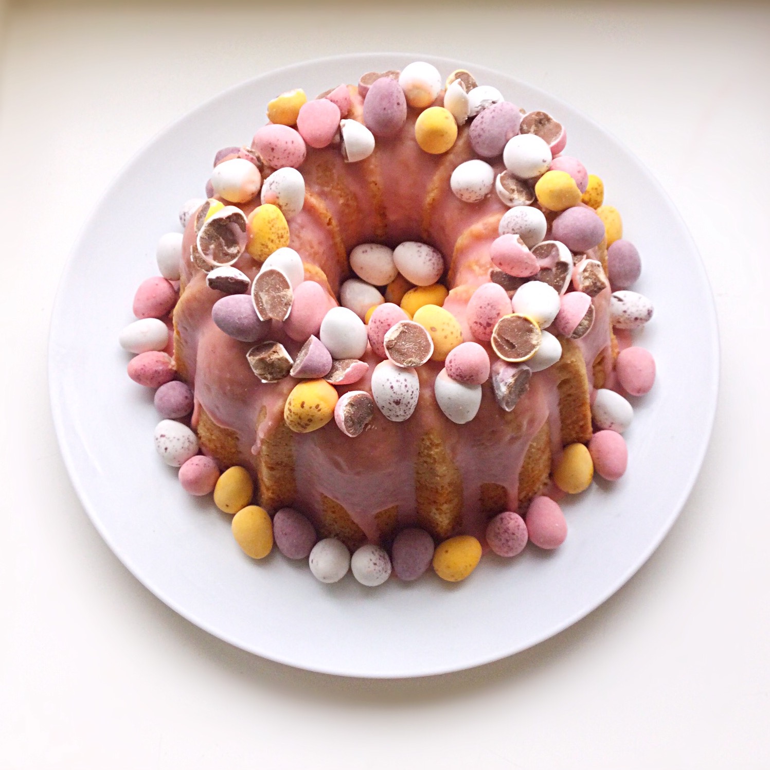 Easter Mini Bundt Cakes - My Organized Chaos